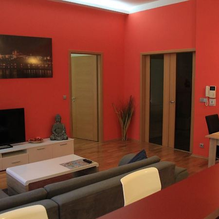 Prague Apartment Reznicka Zewnętrze zdjęcie